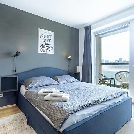 Sapphire Horizon - Parking & Balcony Bratislava