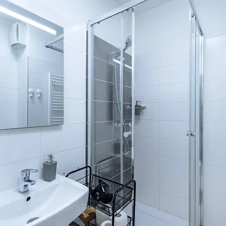 Sapphire Horizon - Parking & Balcony * Bratislava